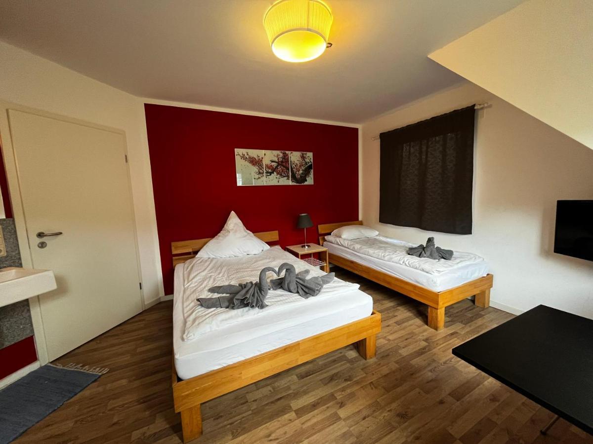 Hotelzimmer In Neusserstrasseケルン エクステリア 写真