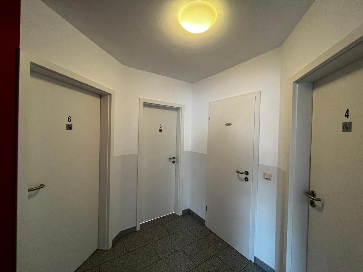 Hotelzimmer In Neusserstrasseケルン エクステリア 写真